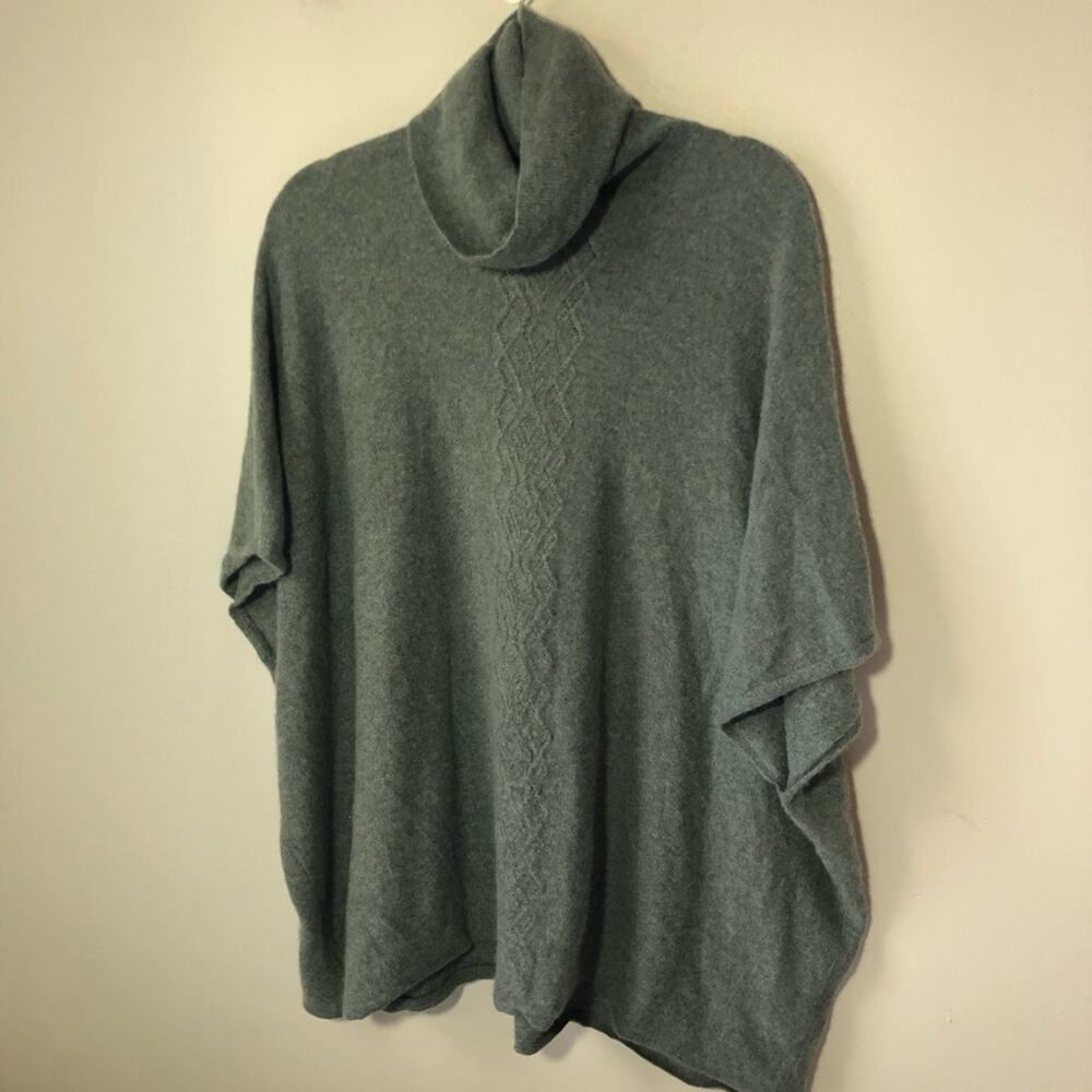 Garnet Hill cashmere pointelle sweater cape turtleneck sea green womens S boxy